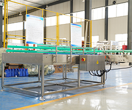潤滑油灌裝機(jī)上桶平臺(tái)，自動(dòng)供瓶機(jī)客戶現(xiàn)場視頻